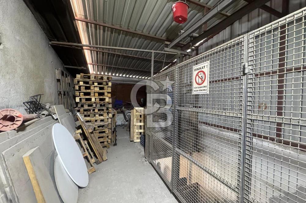 Karabağlar Mobilya Sanayii Bölgesi Ruhsatlı Satılık Komple Bina