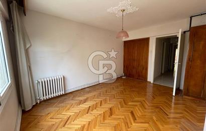 KARŞIYAKA GİRNE YUNUSLARDA 4+1 SATILIK DAİRE