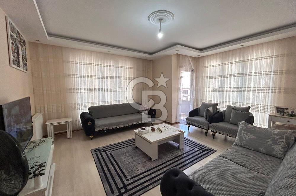 Sancaktepe Merve Mah.'de 3+1 120m² Ara Kat Satılık Daire