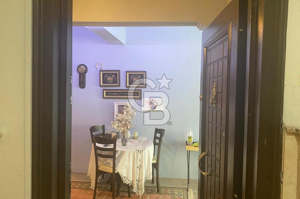 BOSTANLI SAHİLE 50 MT MESAFEDE SATILIK 2+1 BAKIMLI DAİRE