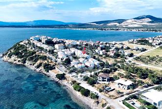 İZMİR ALİAĞA ŞAKRAN ÇOLAKOĞLU SİTESİ 1'DE SATILIK 2+1 DAİRE