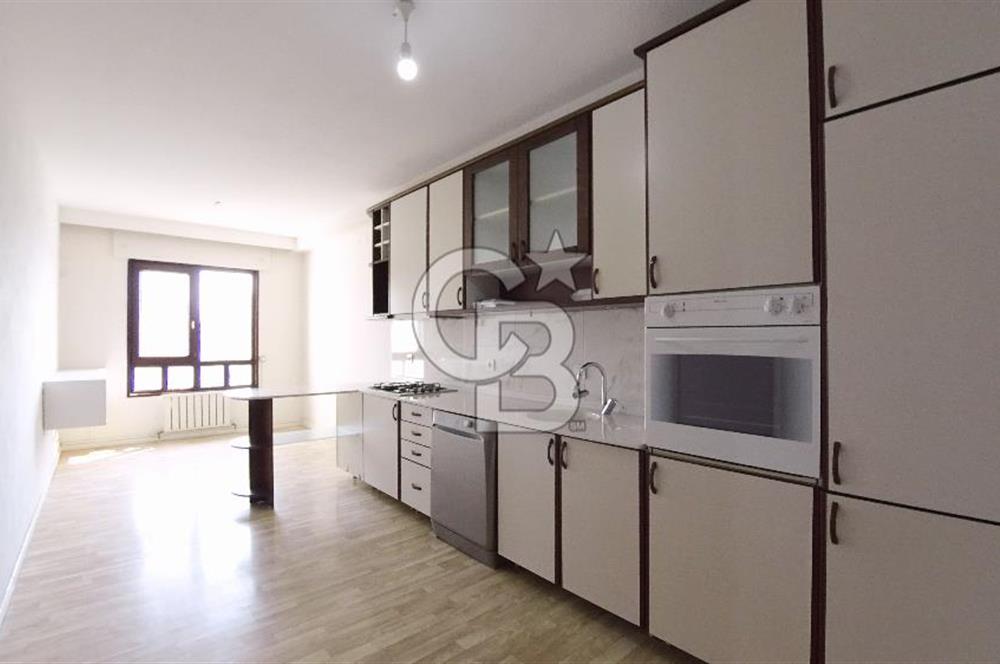 Karşıyaka Mavişehir Albatros Sitesinde Satılık 3+1 154 M² Daire