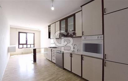 Karşıyaka Mavişehir Albatros Sitesinde Satılık 3+1 154 M² Daire