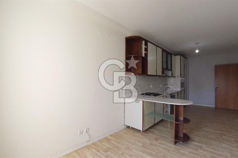 Karşıyaka Mavişehir Albatros Sitesinde Satılık 3+1 154 M² Daire