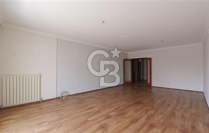 Karşıyaka Mavişehir Albatros Sitesinde Satılık 3+1 154 M² Daire