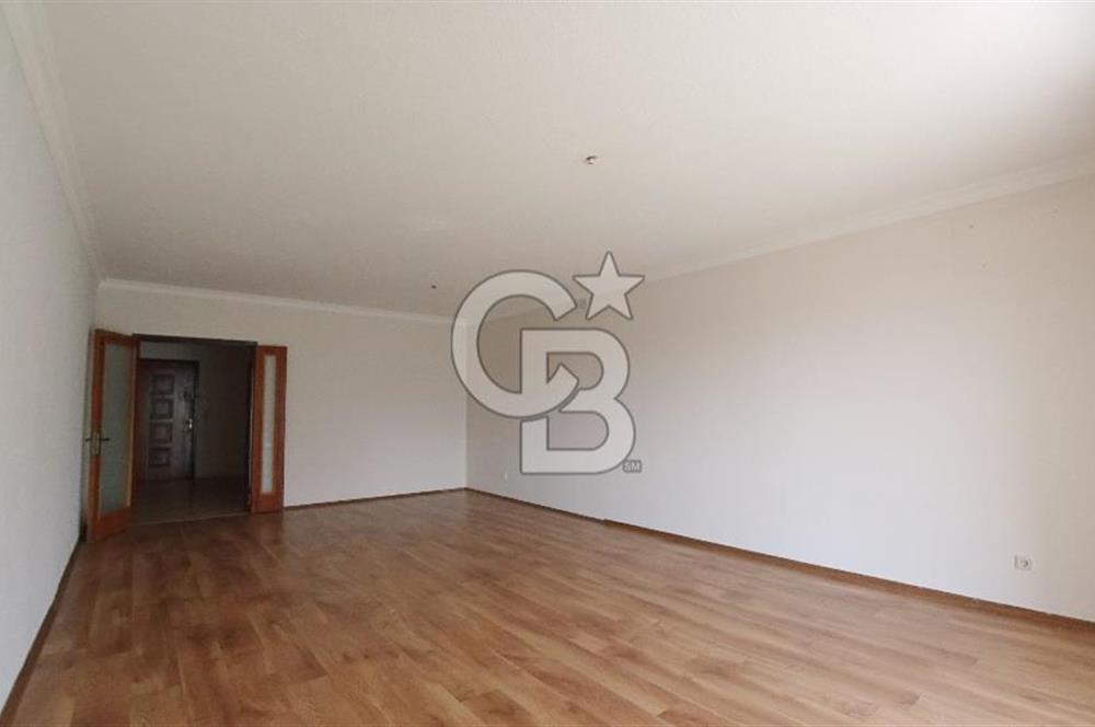 Karşıyaka Mavişehir Albatros Sitesinde Satılık 3+1 154 M² Daire
