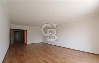 Karşıyaka Mavişehir Albatros Sitesinde Satılık 3+1 154 M² Daire