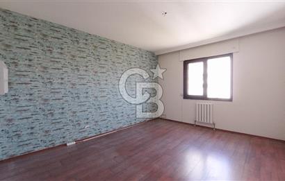 Karşıyaka Mavişehir Albatros Sitesinde Satılık 3+1 154 M² Daire