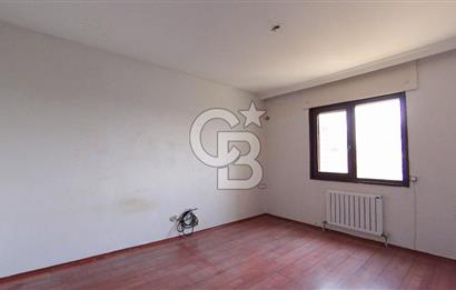 Karşıyaka Mavişehir Albatros Sitesinde Satılık 3+1 154 M² Daire