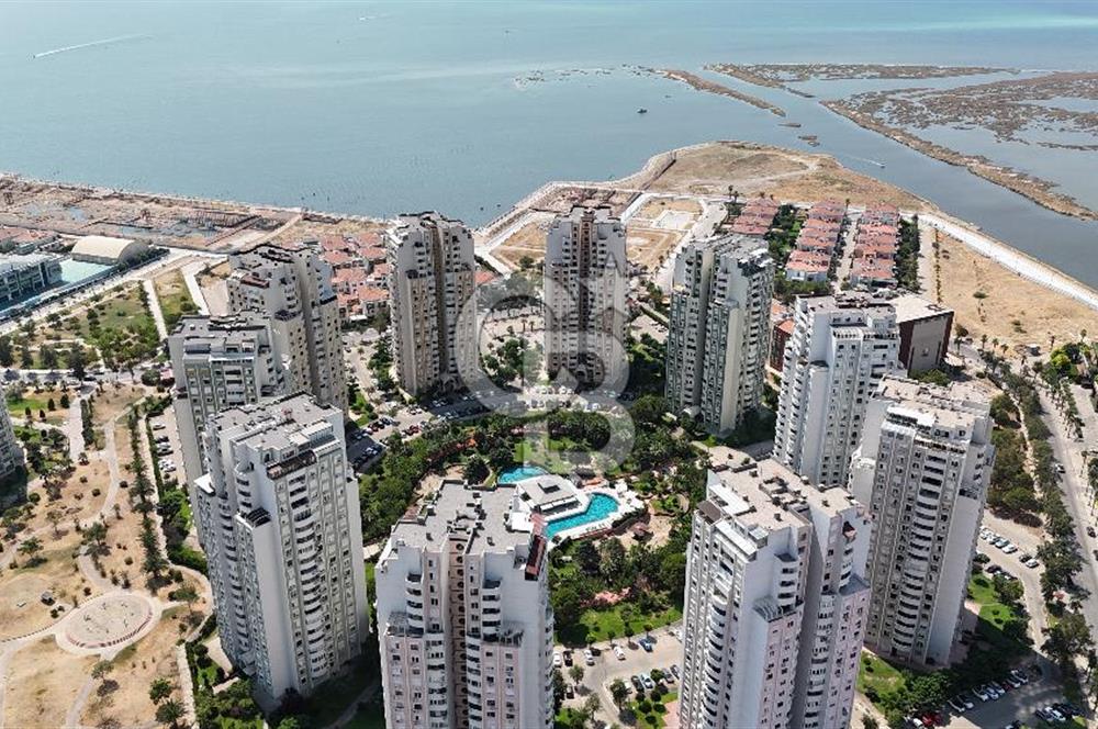 Karşıyaka Mavişehir Albatros Sitesinde Satılık 3+1 154 M² Daire