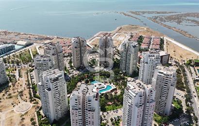 Karşıyaka Mavişehir Albatros Sitesinde Satılık 3+1 154 M² Daire