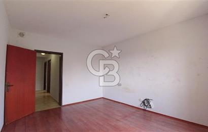 Karşıyaka Mavişehir Albatros Sitesinde Satılık 3+1 154 M² Daire