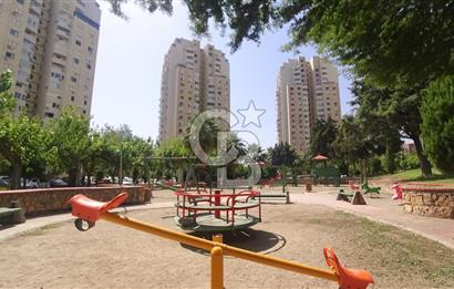 Karşıyaka Mavişehir Albatros Sitesinde Satılık 3+1 154 M² Daire