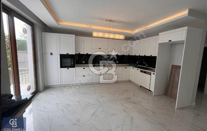 BAŞİSKELE ŞEHİTEKREM MAH.DE SATILIK 5+2 TRİPLEX VİLLA