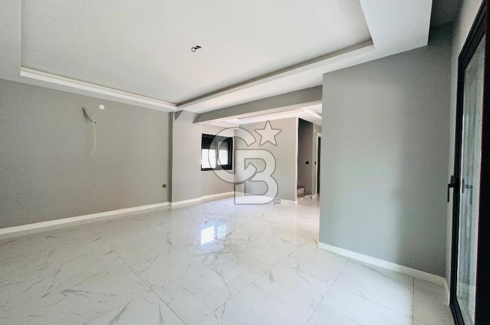 Modern, Şık ve Sıfır Urlada 3+1 Villa Fırsatı