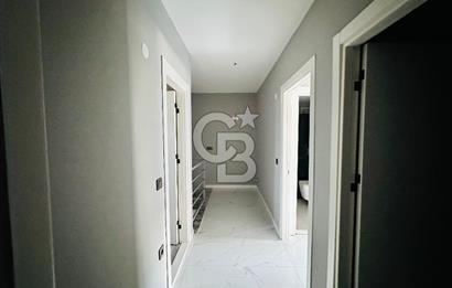 Modern, Şık ve Sıfır Urlada 3+1 Villa Fırsatı