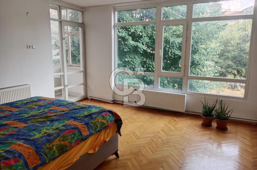 TUNALI HİLMİ'DE 3+1 OTOPARKLI KULLANIMA HAZIR OFİS & MESKEN 