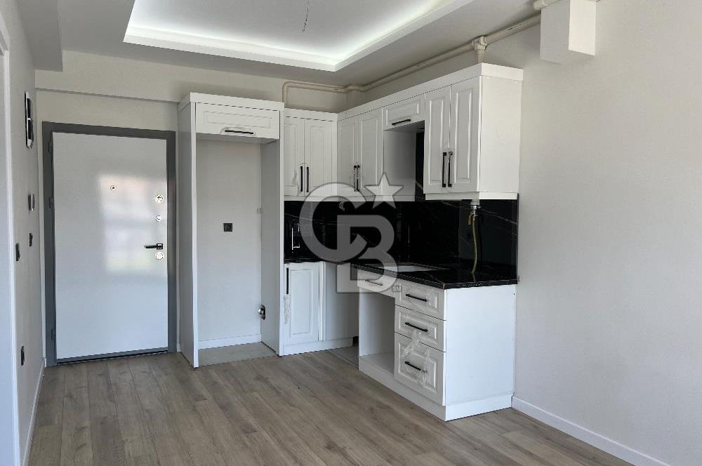 Balatçık Tramvay Durağı Karşısında 1+1 Daire