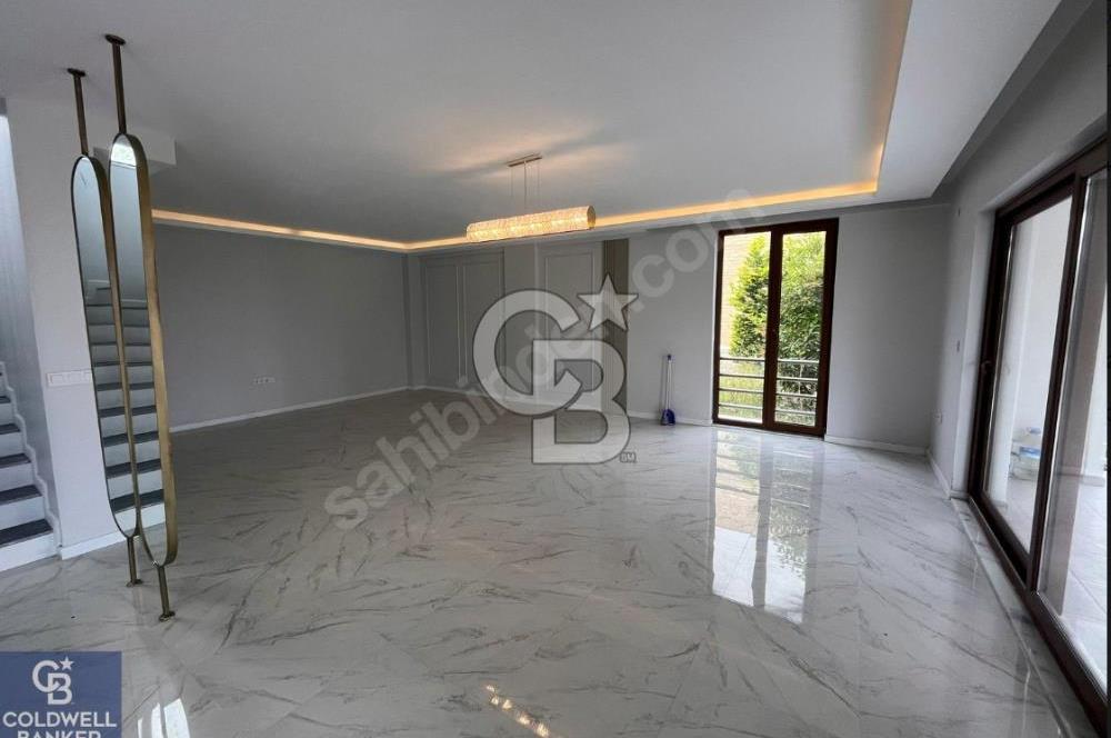 BAŞİSKELE ŞEHİTEKREM MAH.DE SATILIK 5+2 TRİPLEX VİLLA