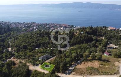 ULAŞLI'DA DENİZ MANZARALI İMARLI ARSA