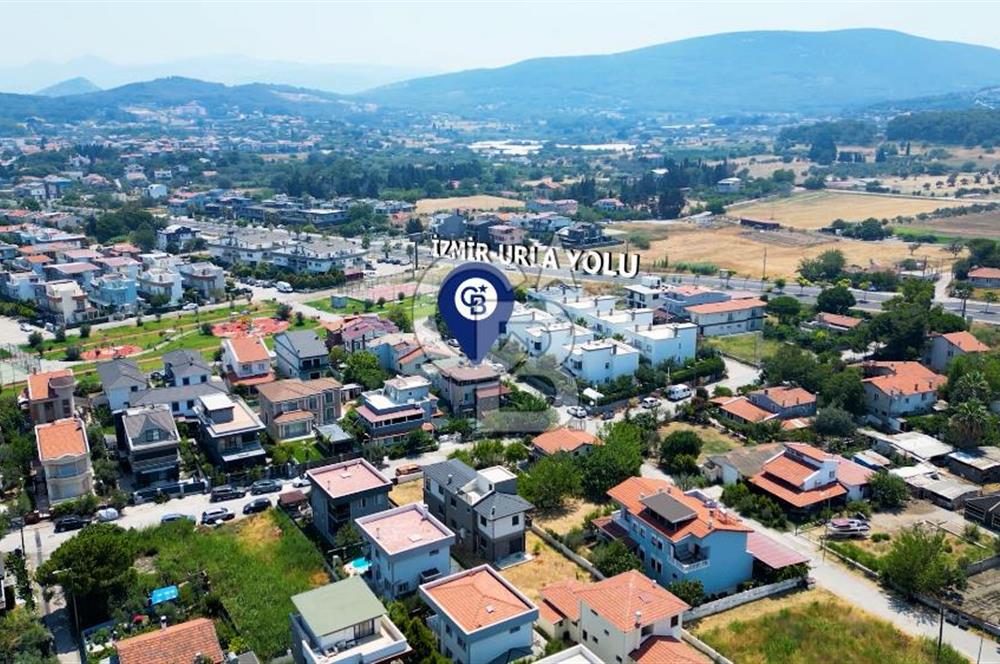 Urla Atatürk Mah. Satılık 4+1 Dubleks Villa