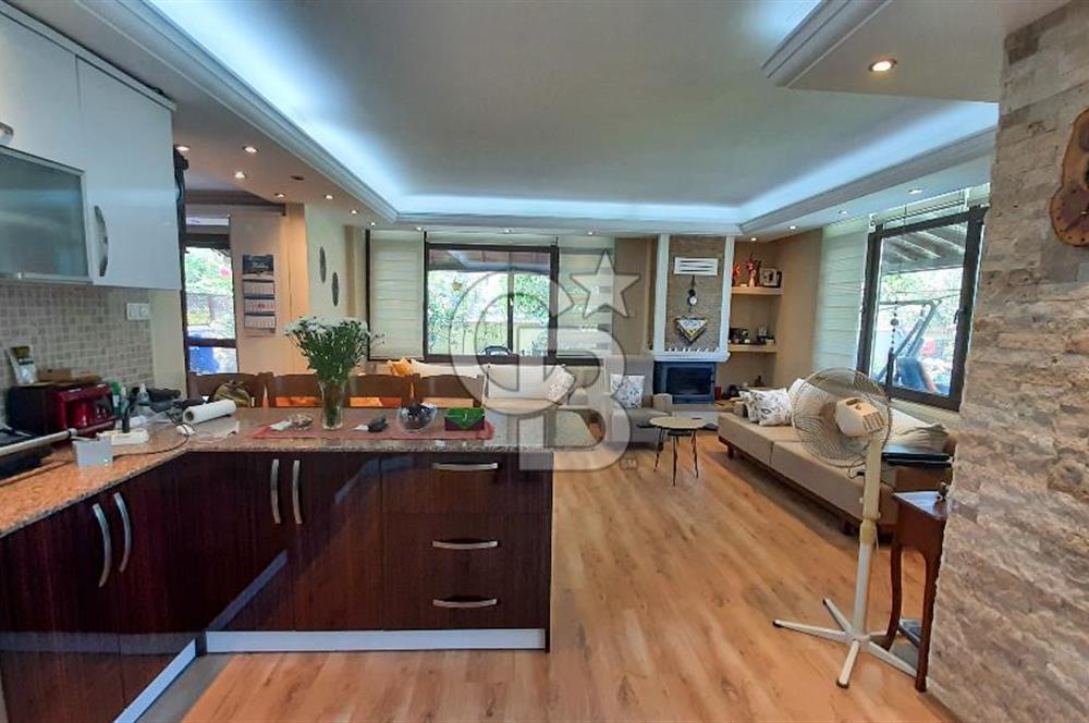 Urla Atatürk Mah. Satılık 4+1 Dubleks Villa