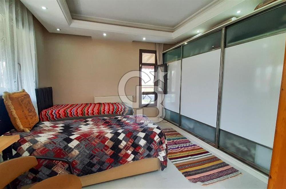 Urla Atatürk Mah. Satılık 4+1 Dubleks Villa