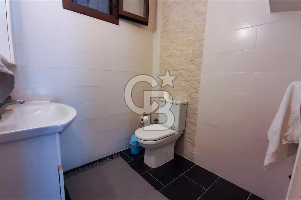 Urla Atatürk Mah. Satılık 4+1 Dubleks Villa