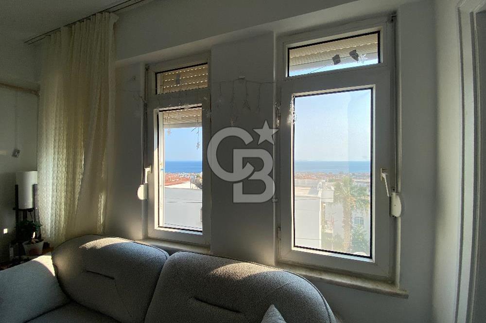 Altınoluk’ta Deniz Manzaralı Yenilemiş Satılık 2+1 Daire