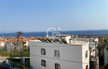 Altınoluk’ta Deniz Manzaralı Yenilemiş Satılık 2+1 Daire