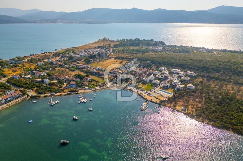 URLA ÖZBEK SATILIK 1300 m² ARSA İÇİNDE İKİ MÜSTAKİL EV