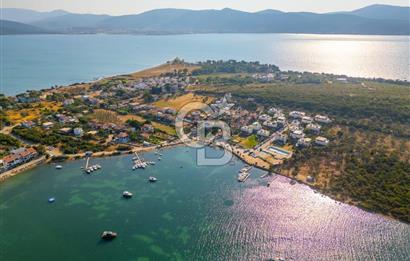 URLA ÖZBEK SATILIK 1300 m² ARSA İÇİNDE İKİ MÜSTAKİL EV