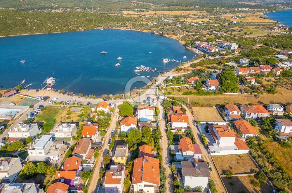 URLA ÖZBEK SATILIK 1300 m² ARSA İÇİNDE İKİ MÜSTAKİL EV