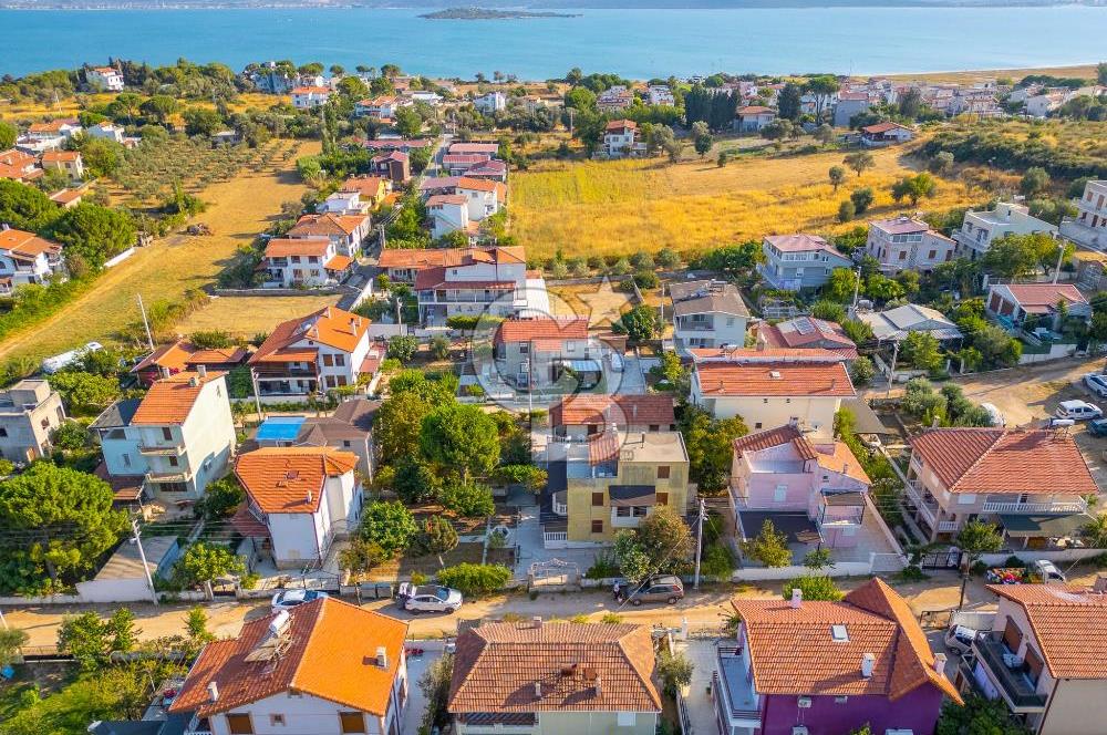 URLA ÖZBEK SATILIK 1300 m² ARSA İÇİNDE İKİ MÜSTAKİL EV