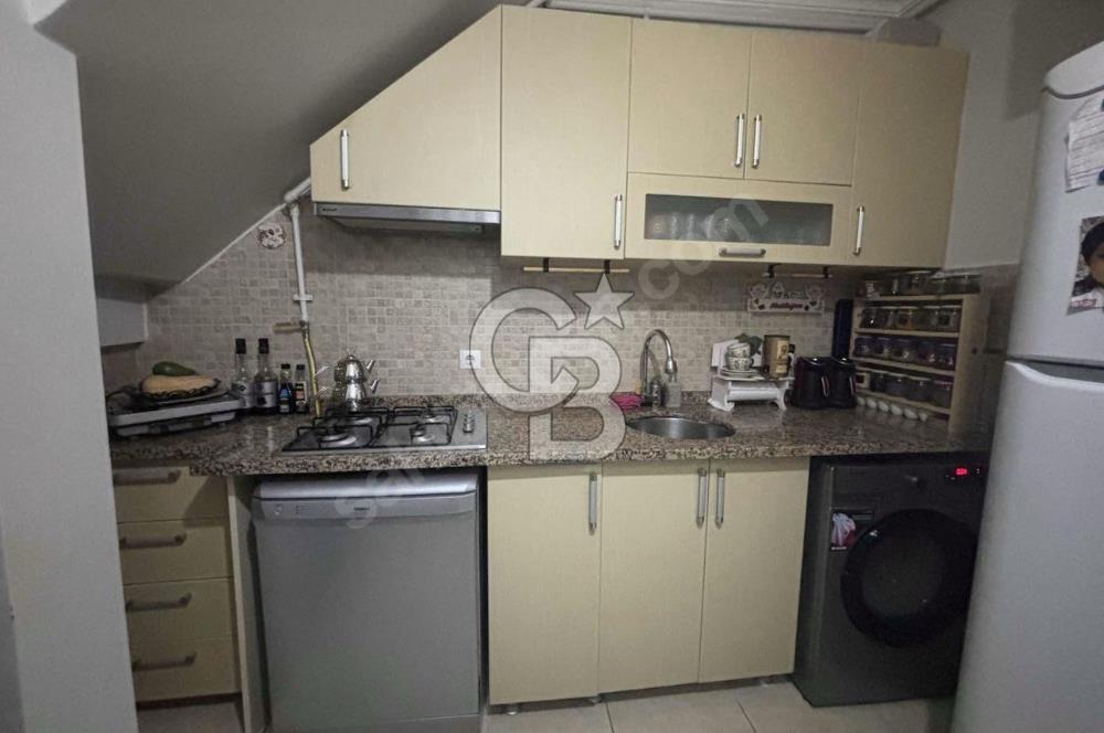 Kağıthane Kiralık Daire Merkezi Konumda 2+1 Keyifli Bahçe Katı