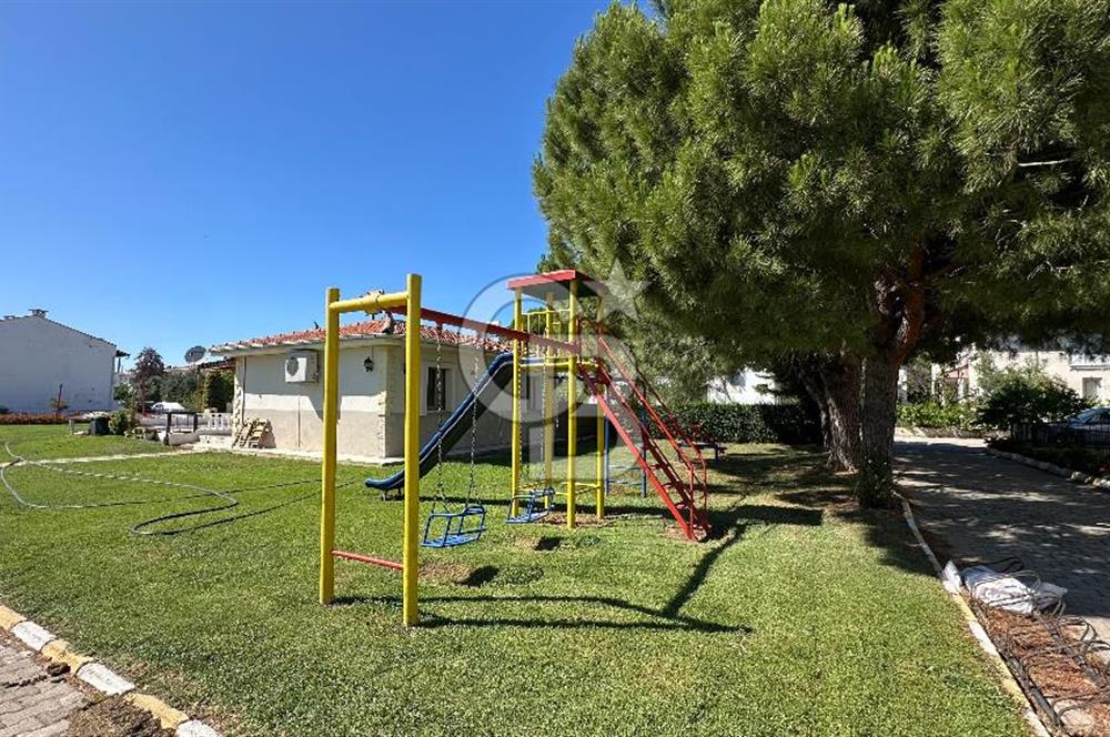 CB FARK'tan Acil Satılık Denize 100 Metre Site İçi Havuzlu Villa