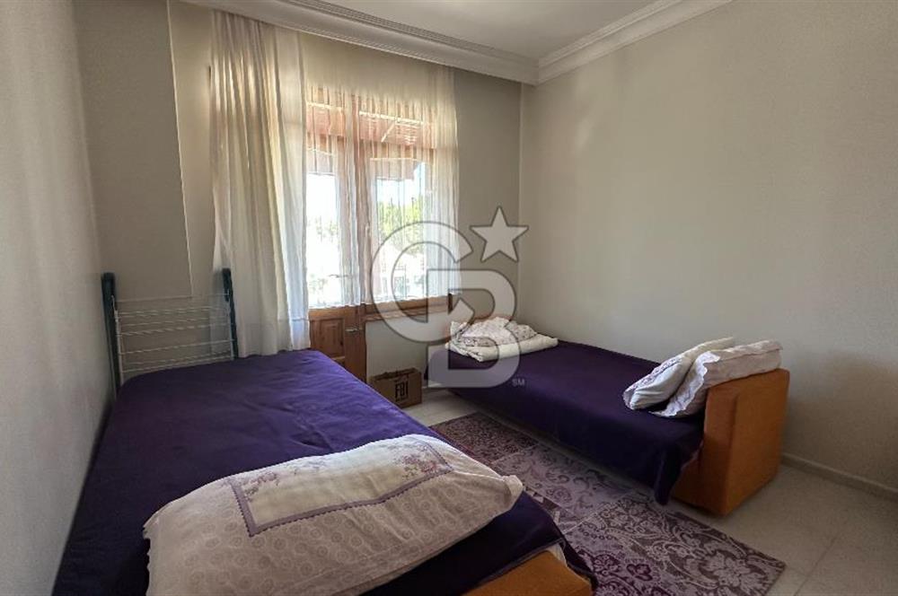 CB FARK'tan Acil Satılık Denize 100 Metre Site İçi Havuzlu Villa