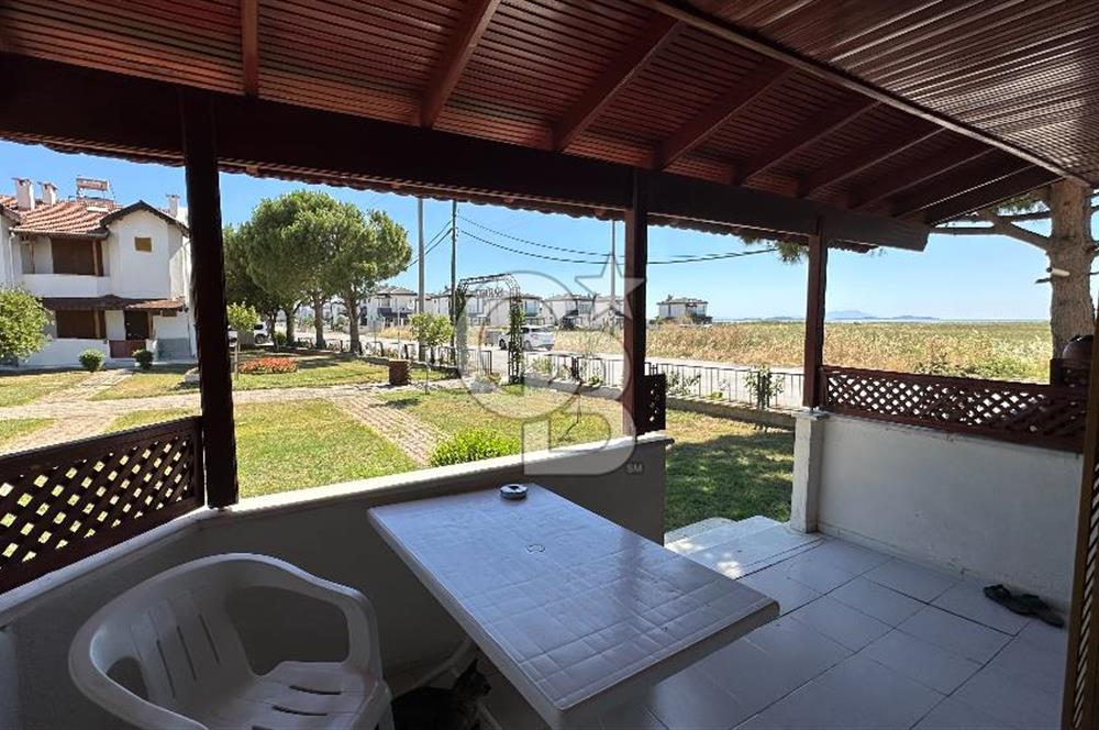 CB FARK'tan Acil Satılık Denize 100 Metre Site İçi Havuzlu Villa