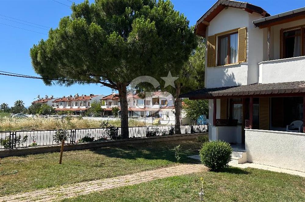 CB FARK'tan Acil Satılık Denize 100 Metre Site İçi Havuzlu Villa