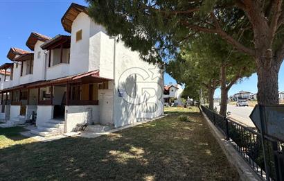 CB FARK'tan Acil Satılık Denize 100 Metre Site İçi Havuzlu Villa
