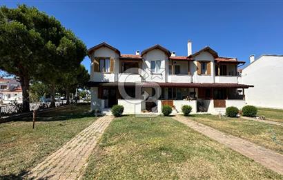 CB FARK'tan Acil Satılık Denize 100 Metre Site İçi Havuzlu Villa