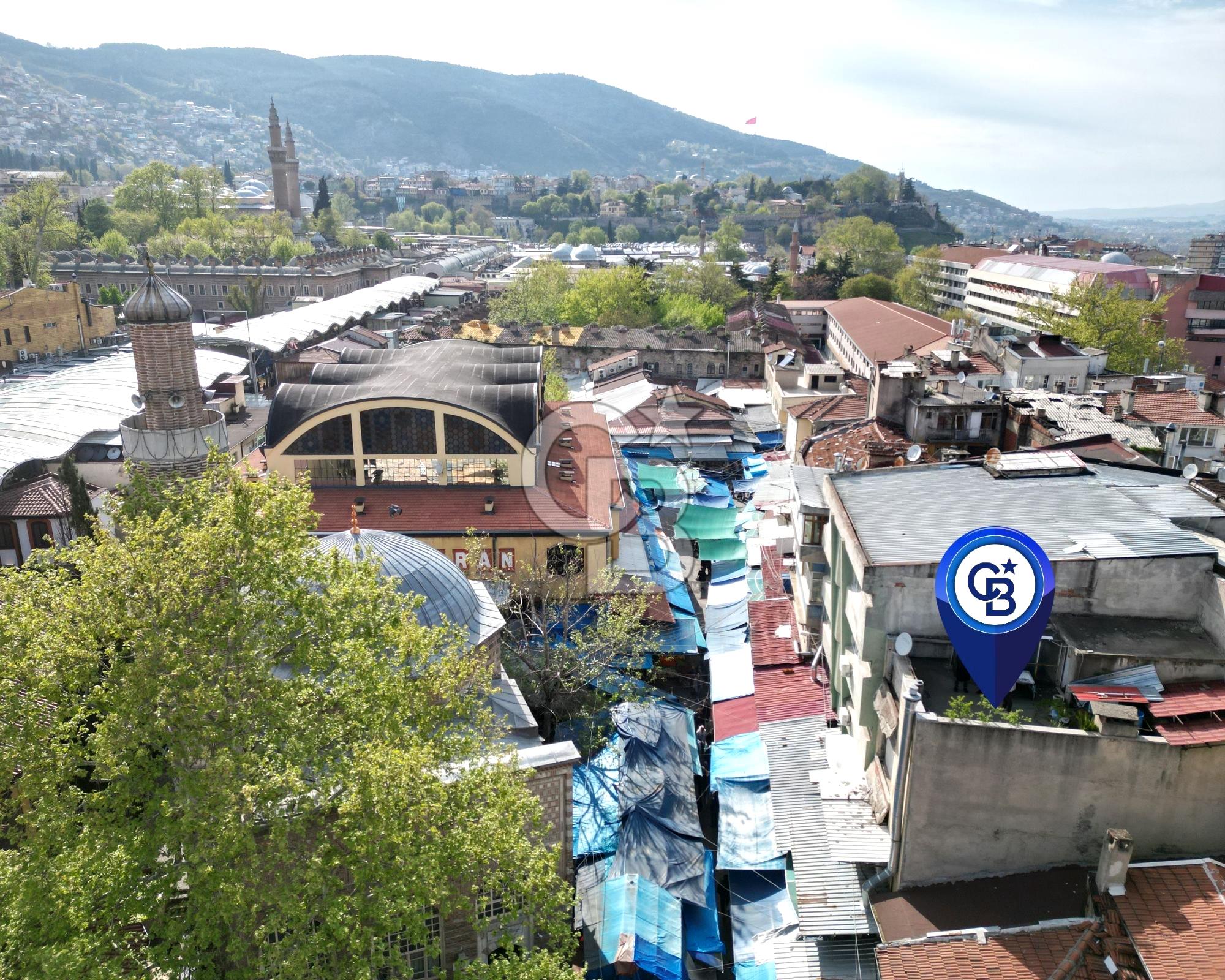 BURSA TARİHİ TUZ PAZARINDA KOMPLE SATILIK BİNA
