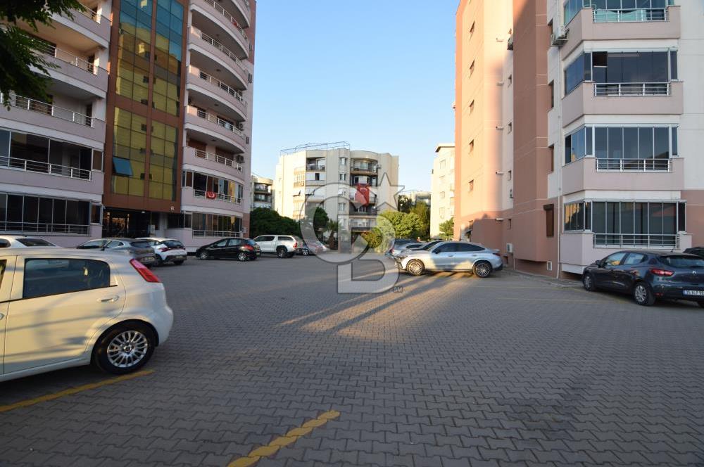 Çiğli Ataşehir Site içerisinde Satılık geniş 3+1 Daire