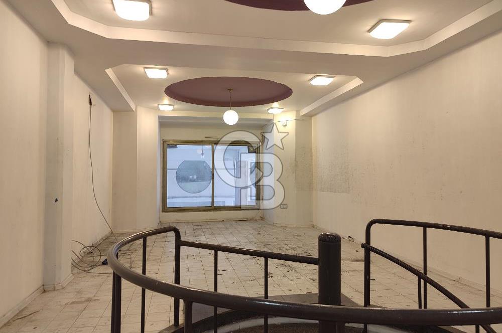 Karabağlar Selgeçen Modeka İş Merkezinde Kiralık Dükkan