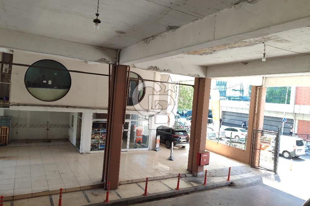 Karabağlar Selgeçen Modeka İş Merkezinde Kiralık Dükkan