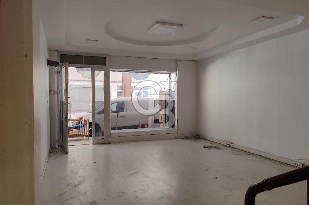 Karabağlar Selgeçen Modeka İş Merkezinde Kiralık Dükkan