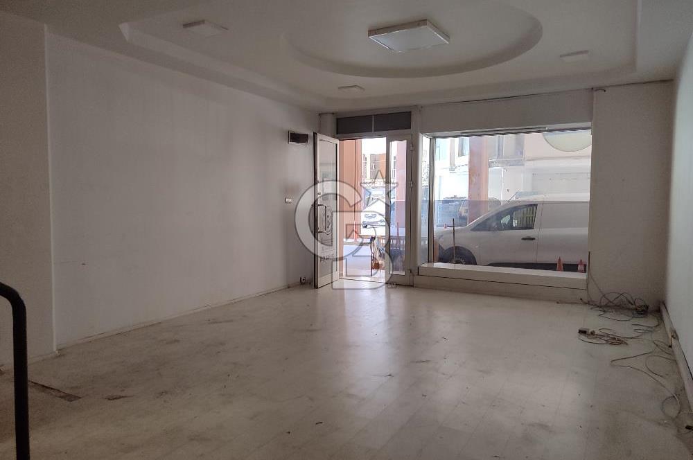 Karabağlar Selgeçen Modeka İş Merkezinde Kiralık Dükkan