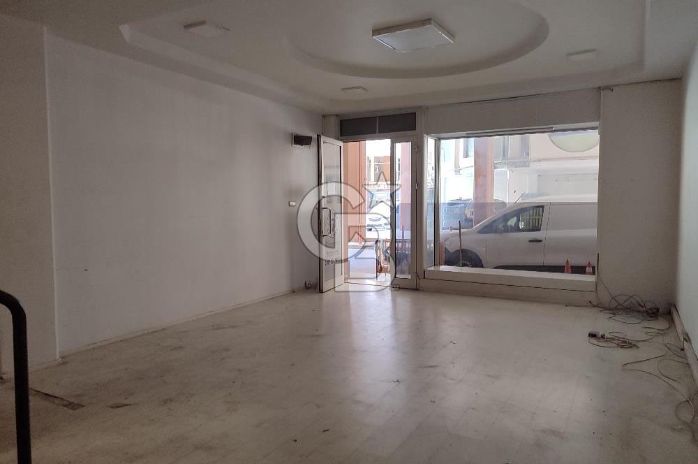Karabağlar Selgeçen Modeka İş Merkezinde Kiralık Dükkan