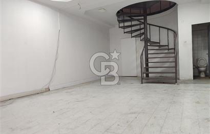 Karabağlar Selgeçen Modeka İş Merkezinde Kiralık Dükkan