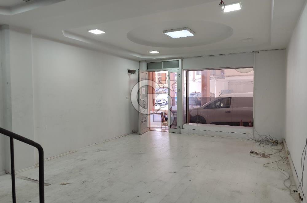 Karabağlar Selgeçen Modeka İş Merkezinde Kiralık Dükkan